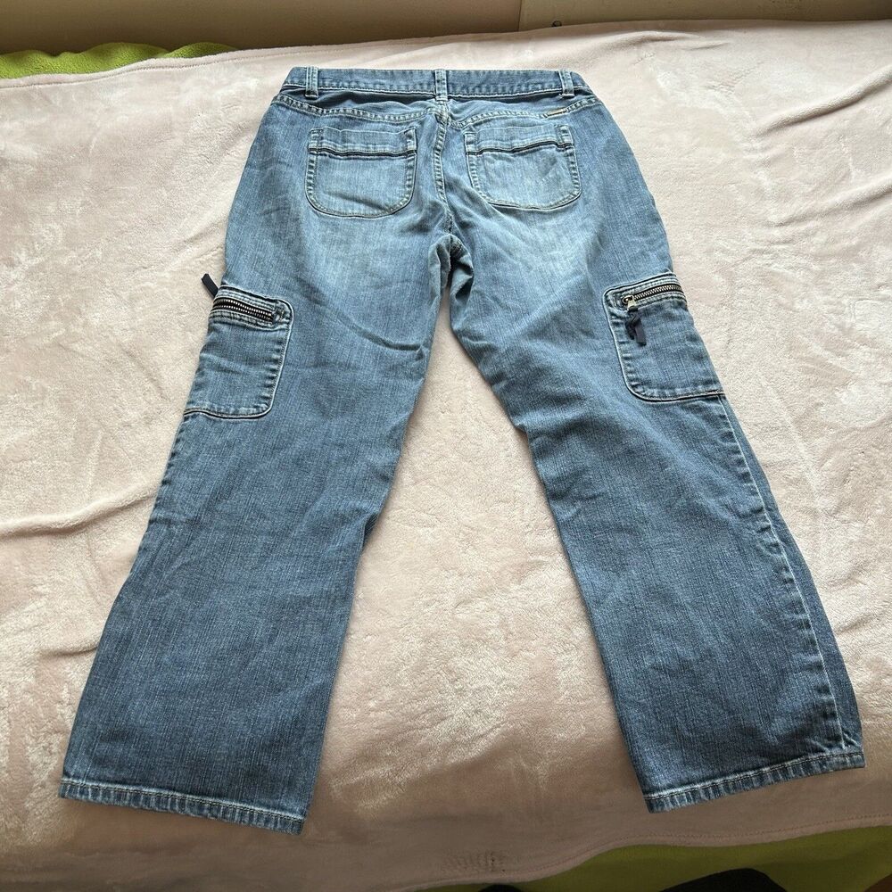 Y2k low rise capris/ cargo capris - Picture 4 of 6